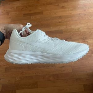 Brand new never worn white Nikes